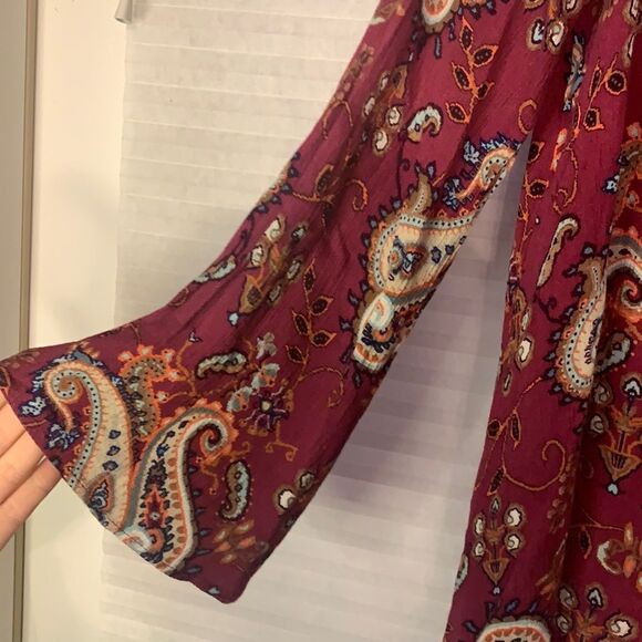 Altar'd State Paisley Maroon Blouse Top Small - Picture 3 of 5